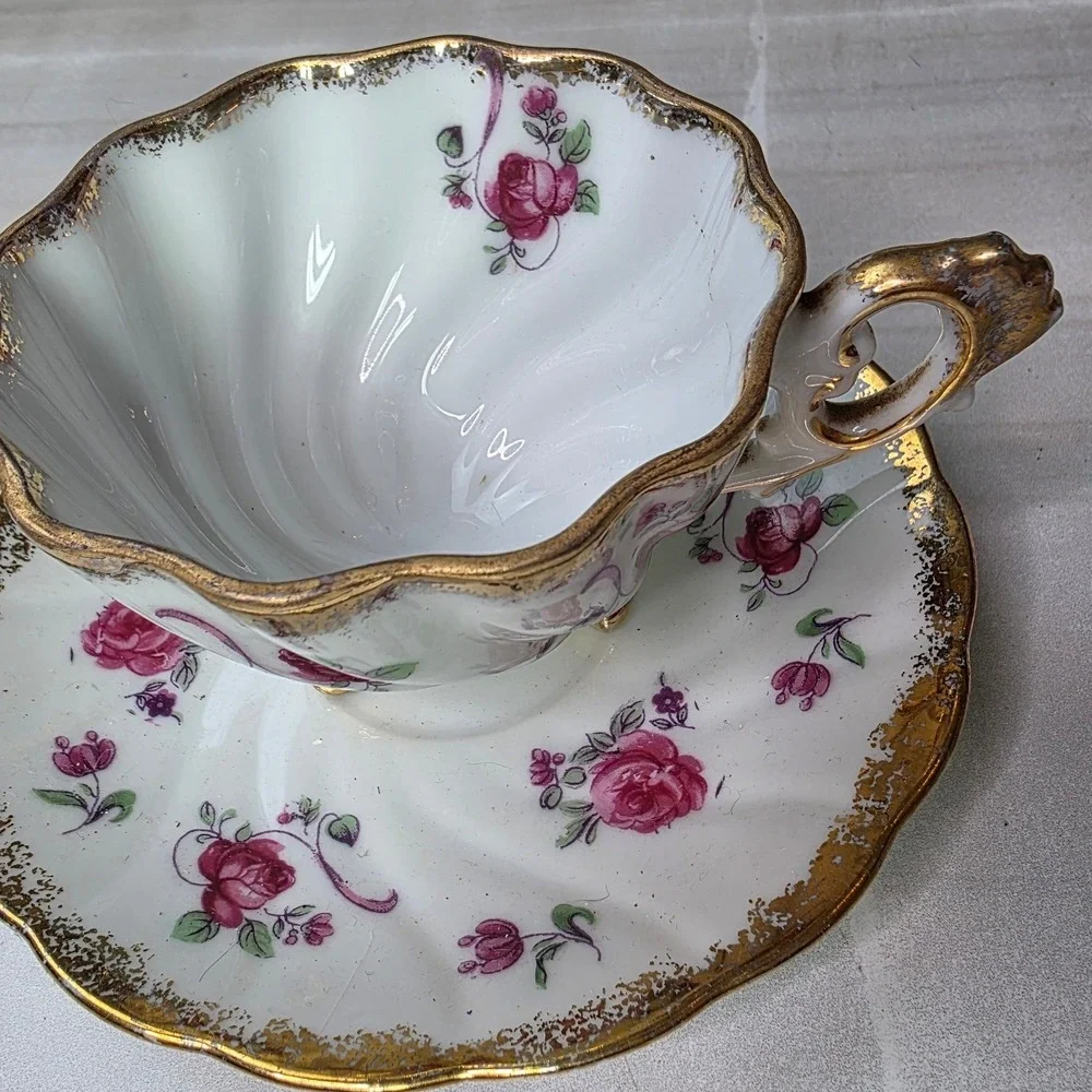 Vintage Footed Porcelain Teacup and Saucer Set Pink‎ Roses Gold Gilt Swirl Trim